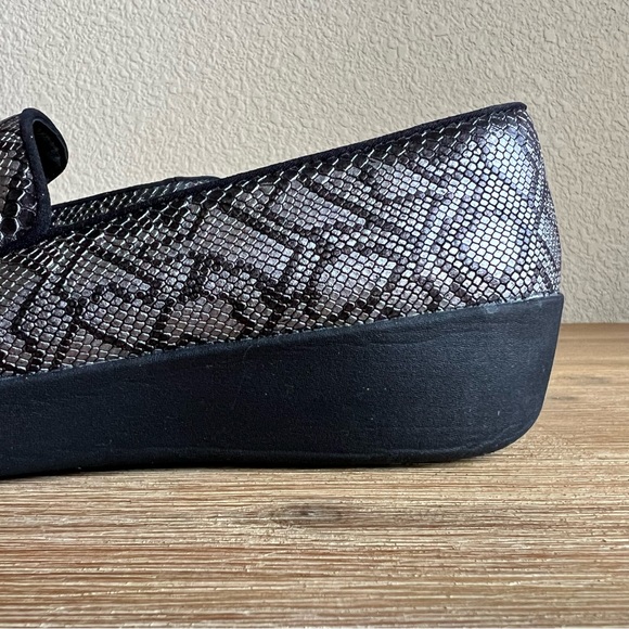 FitFlop Women's Audrey Python Print Smoking Slippers Loafer Flat Size 8 - Picture 6 of 16